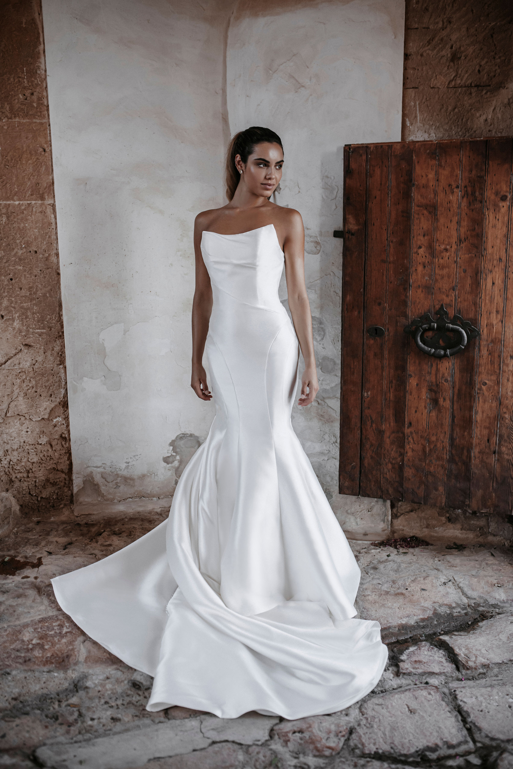 Milla Nova Blisse, Plain satin wedding dress